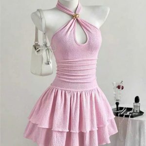 Váy Cổ Yếm Màu Hồng Xòe Tầng - [HELENN]